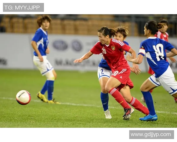 女足逆袭美国以5比4惊险获胜展现强大实力与团队精神 女足逆袭美国以5比4惊险获胜展现强大实力与团队精神