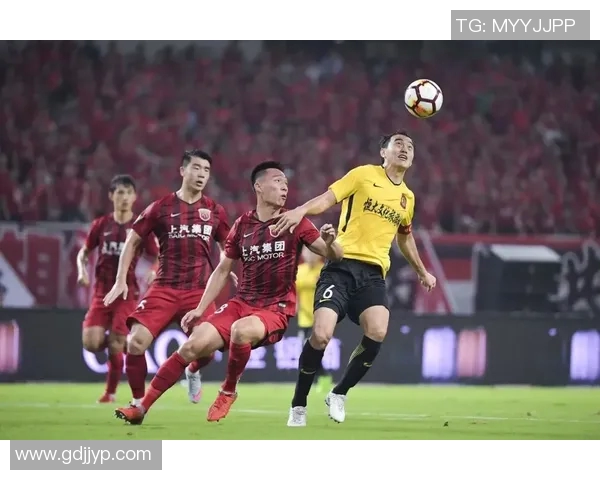 恒大与国安激战六三精彩回顾球迷热议赛场瞬间与精彩进球